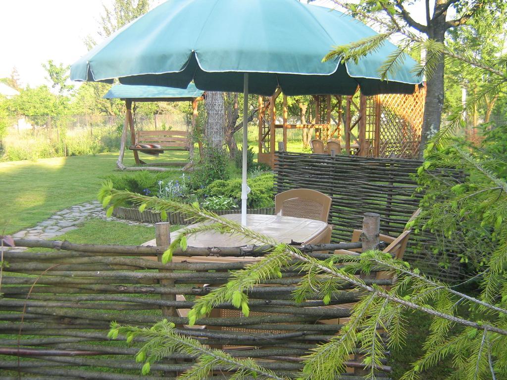 Villa Veselka Staryye Kuty Exterior foto