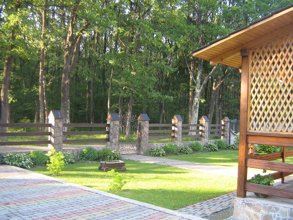 Villa Veselka Staryye Kuty Exterior foto